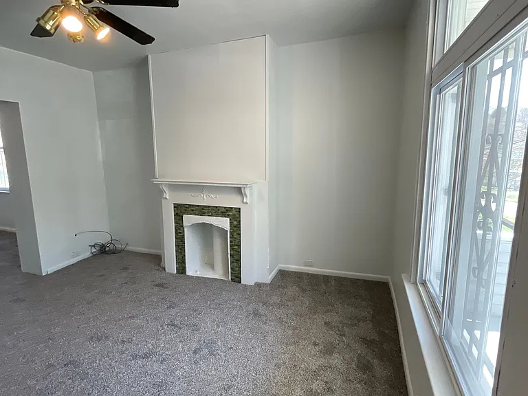 1367 Montezuma St — Photo 7