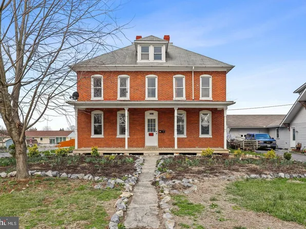 10914 Roessner Ave, Hagerstown, MD 21740