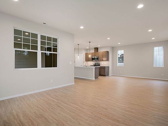 3rd image of 10058 4th Ln #B6zuv1