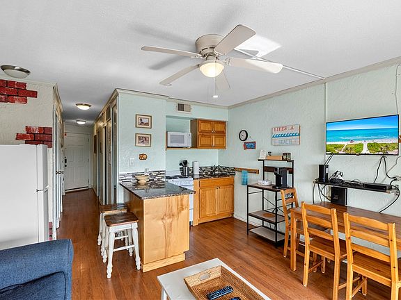 4th image of 3938 Surfside Blvd Unit 1339