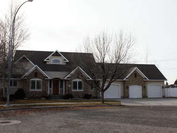 253 Georgetown Ct, Idaho Falls, ID 83404