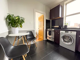 Rented by Denise Rosenblum, LREB