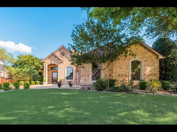 4th image of 2435 Waterside Dr