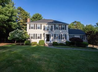 5 Brewster Ave, Carver, MA 02330