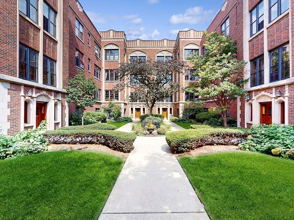 1st image of 1350 E Madison Park