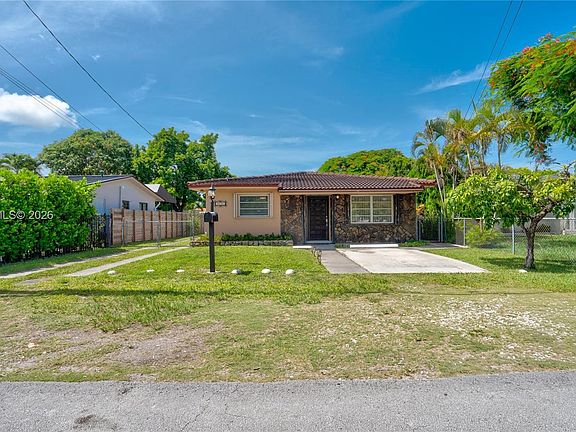 3rd image of 6560 SW 34th St