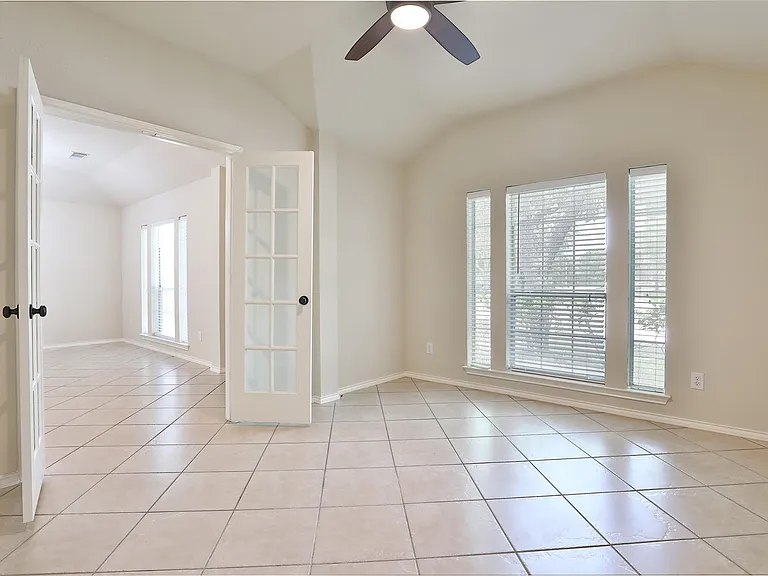 26738 Abbey Springs Ln — Photo 6
