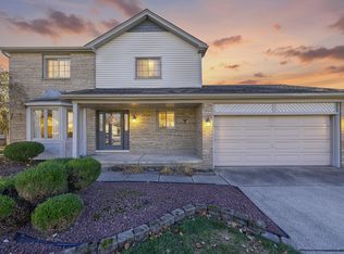 28808 Stonehenge Dr, Chesterfield, MI 48047