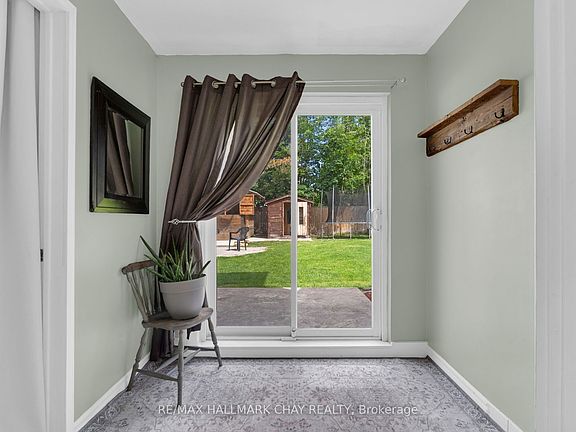 5th image of 47 Lakeside Dr