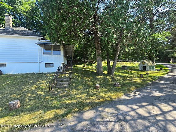 4th image of 452 Mount Olivet Rd