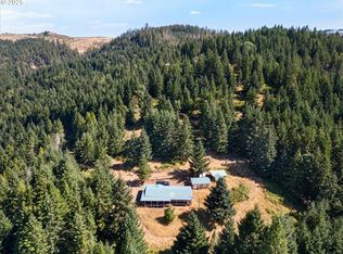 1070 Mystic Mountain Ln, Glide, OR 97443