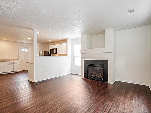 3rd image of 7525 Hemrich Dr