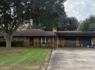 1699 Harrison Rd, Sealy, TX 77474