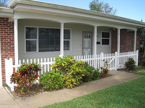 3rd image of 119 Dawn Dr