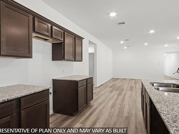 2nd image of 1722 Portia Ln