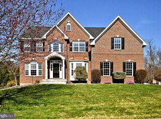 307 Green Meadow Dr, Douglassville, PA 19518