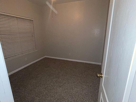 5th image of 8833 N Matus Ave