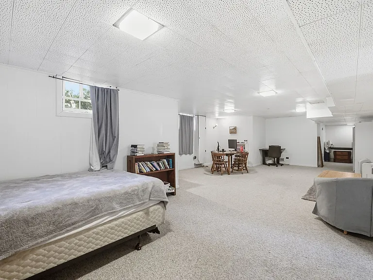 7322 Edmonston Rd — Photo 37