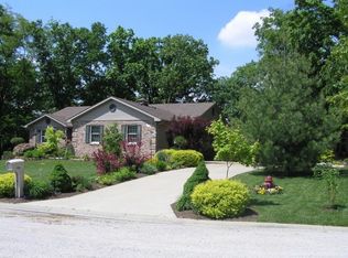 6487 Timber Lane Dr, Mascoutah, IL 62258