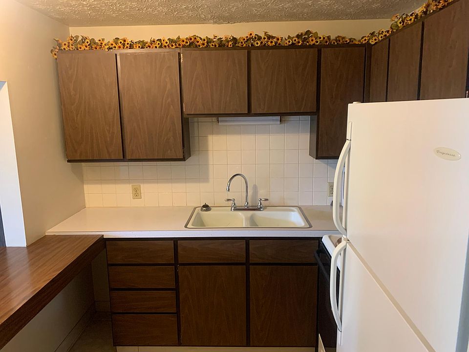 4734 Castlebar St NW APT 1, Canton, OH 44708 Zillow