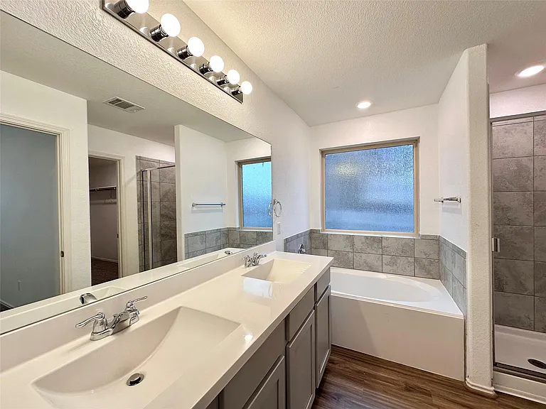 6508 Cetone Ter — Photo 23