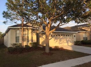 5113 Clover Mist Dr, Apollo Beach, FL 33572