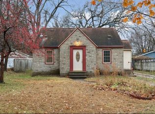 1900 Glen Paul Ave, Arden Hills, MN 55112