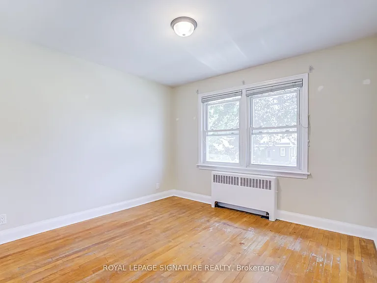 855 Simcoe St N #3 — Photo 18