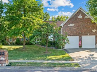 616 Windy Ridge Dr, Washington, MO 63090