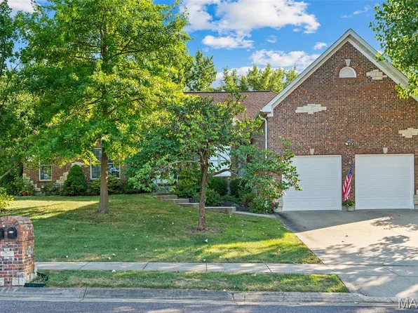 616 Windy Ridge Dr, Washington, MO 63090