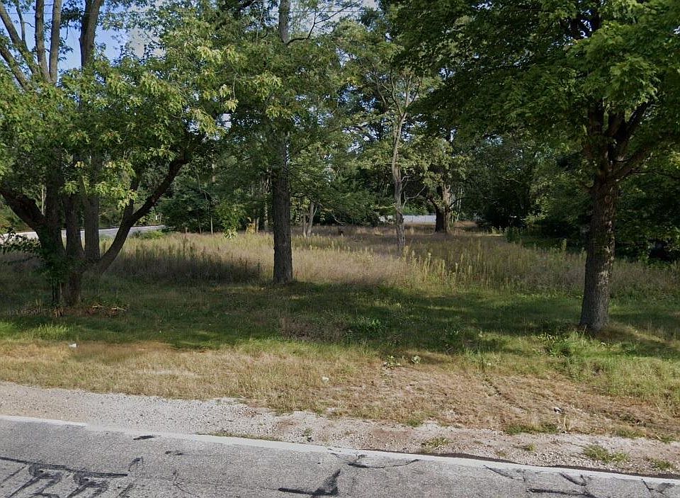 2nd image of 1214 E Hile Rd