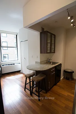 Sold by Glastonbury Group LLC | media 4