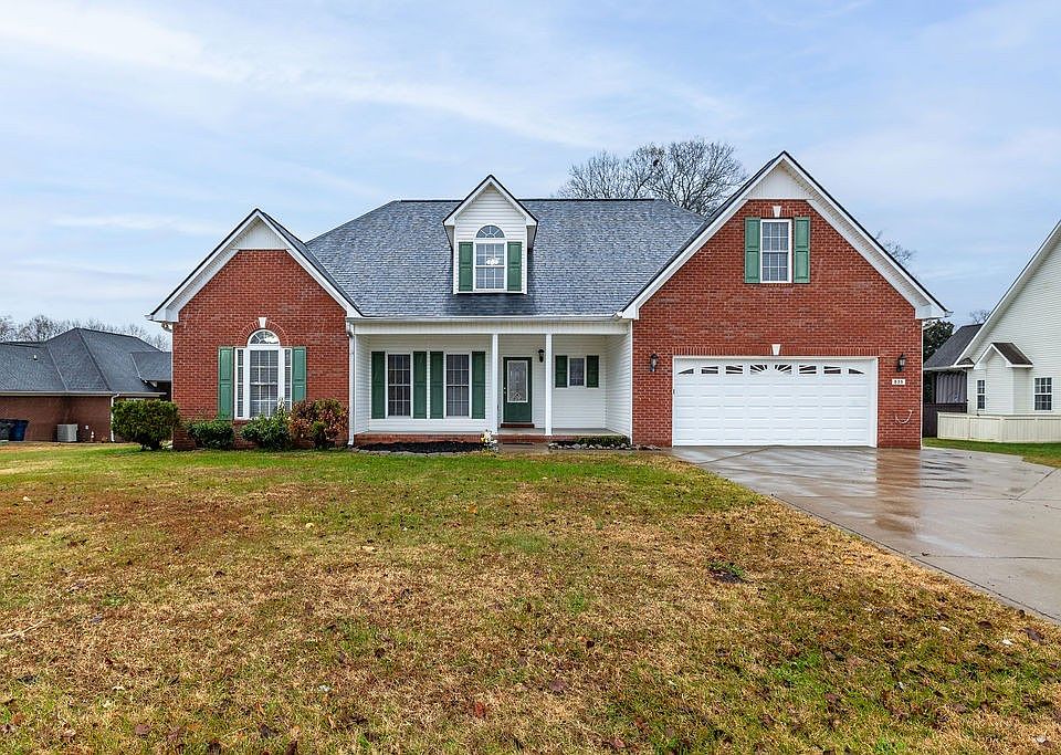 1st image of 635 Shadowbrook Dr
