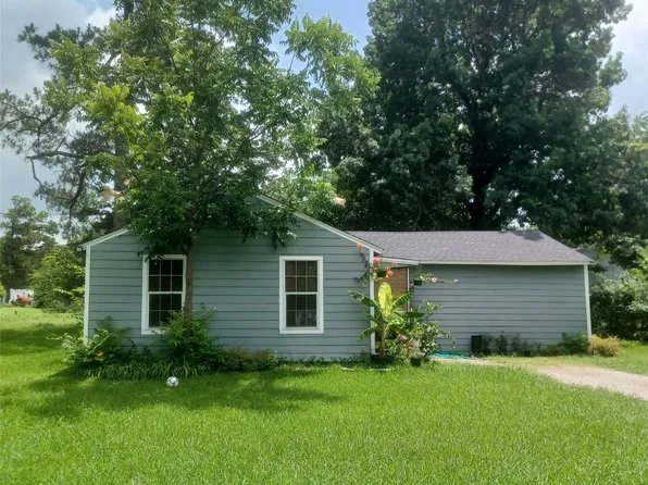 1309 S 5th St, Bonham, TX 75418