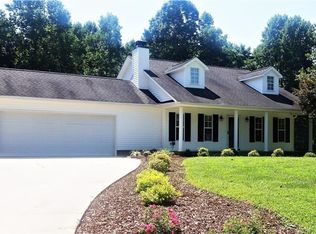 3678 Courtland Cir, Thomasville, NC 27360