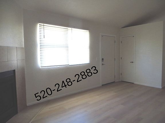 2nd image of 2510 E Eastland St #19