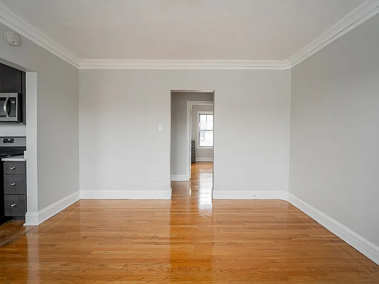 4742-48 S. Woodlawn Ave — Photo 19