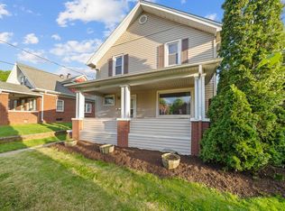 2229 Broadway, Rockford, IL 61104