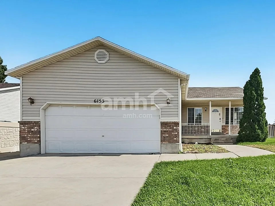 6153 W Mount Montana Dr