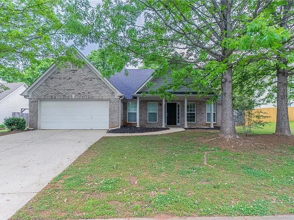 223 Gilliam Ct, Locust Grove, GA 30248