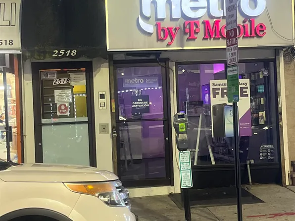 2518 Bergenline Ave, Union City, NJ 07087