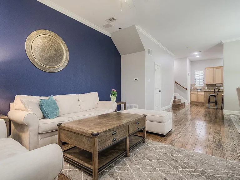 3118 Carmel St — Photo 12