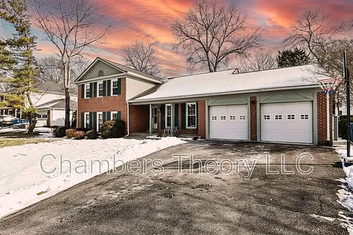 1727 Larkmeade Dr Photo 1