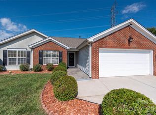 3327 Covelo Ct, Charlotte, NC 28262