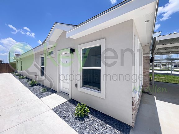 3rd image of 907 N Woodson Ave #2