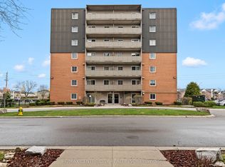 1100 Jalna Blvd #407, London, ON N6E 2M2