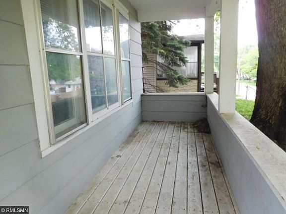 4th image of 149 11th Ave N