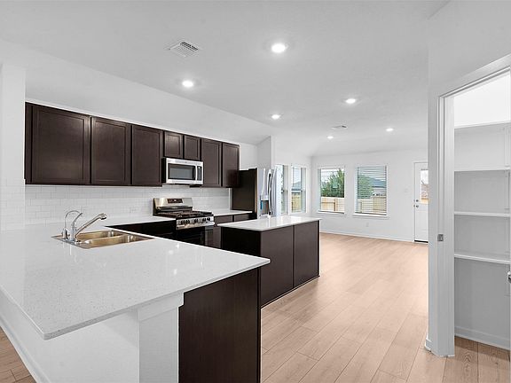 7th image of this home
