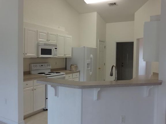 5th image of 9738 Parker Lake Cir
