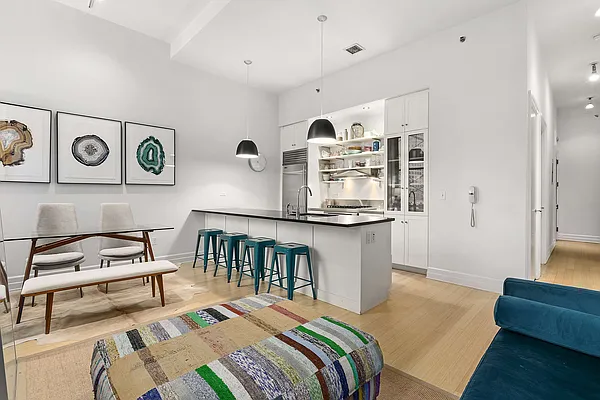 Rented by Stribling | media 21